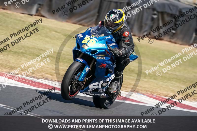 donington no limits trackday;donington park photographs;donington trackday photographs;no limits trackdays;peter wileman photography;trackday digital images;trackday photos